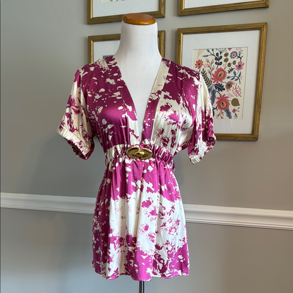 Elegant Pink and Cream Women's Top